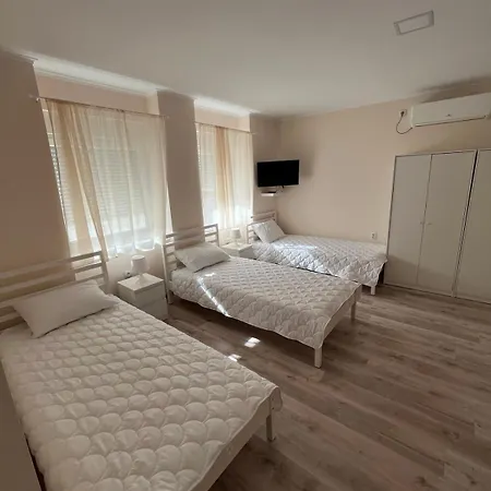 Prenociste-apartmani Laki S *