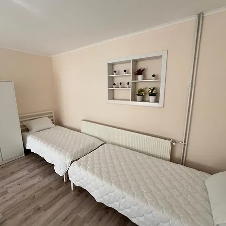 Prenociste-apartmani Laki S Apartament Kula
