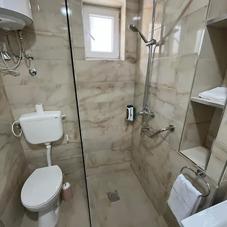 Prenociste-apartmani Laki S Apartament
